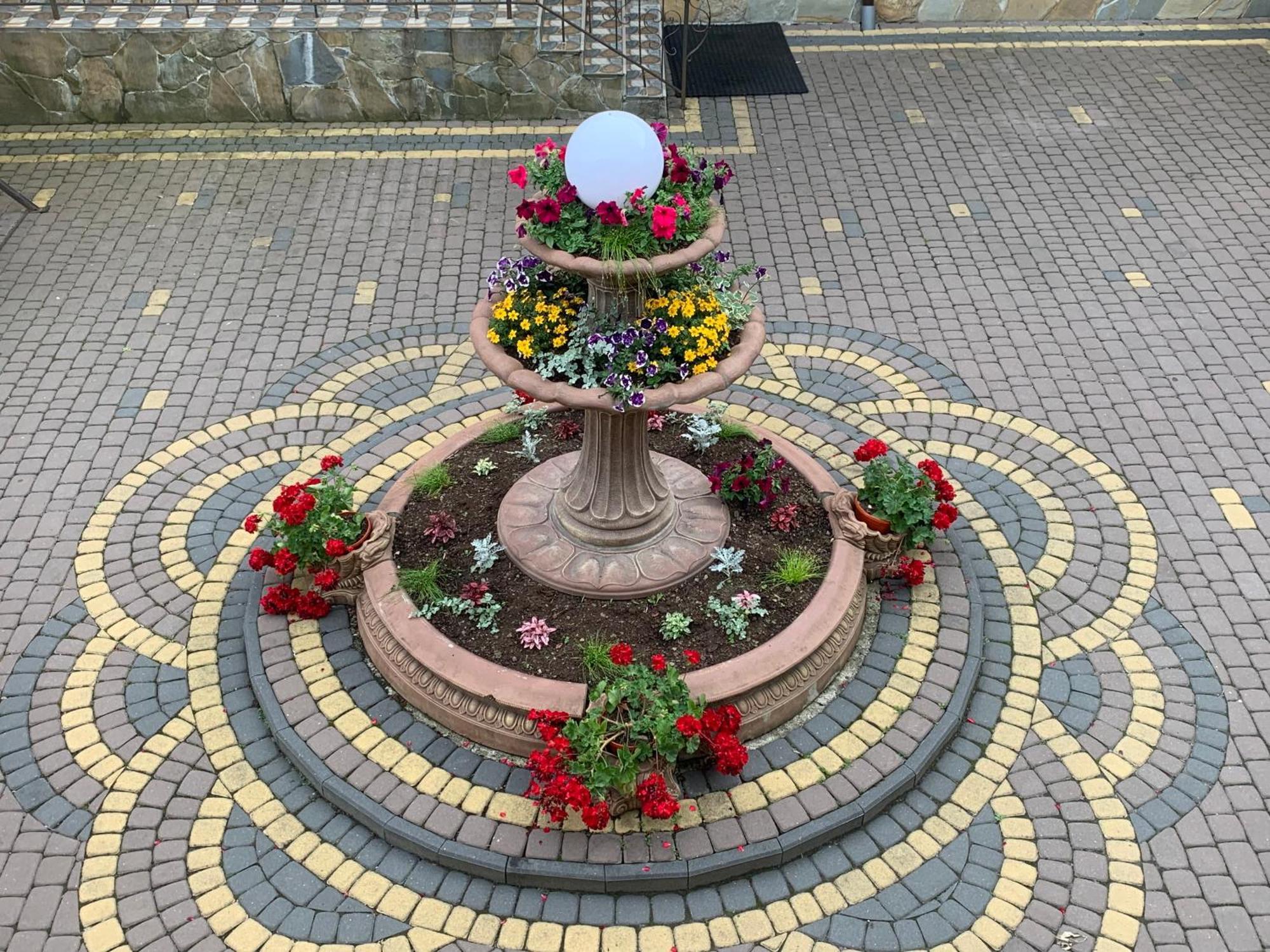 Sadyba Magnat Hotel Dilyatyn Dış mekan fotoğraf