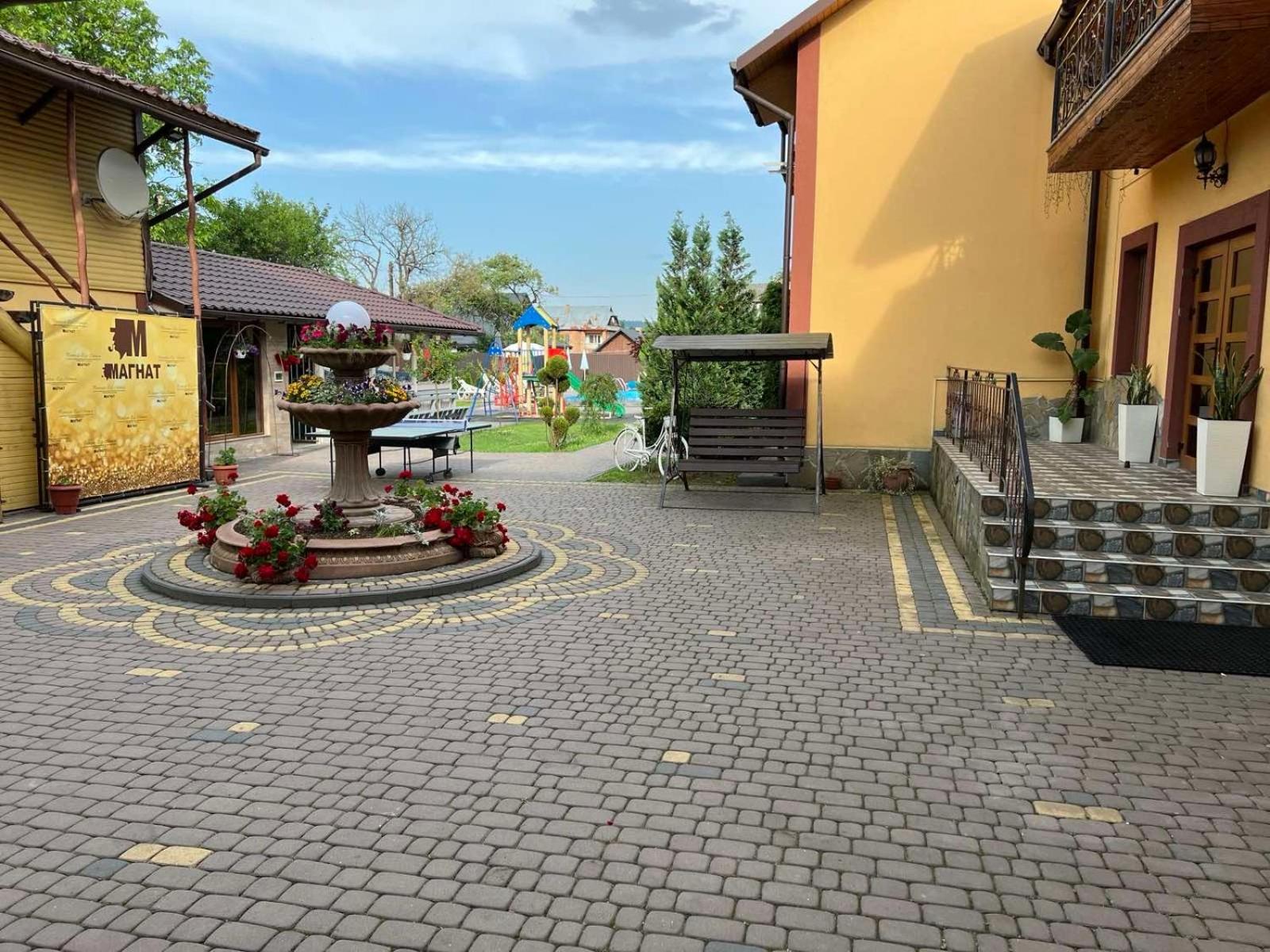 Sadyba Magnat Hotel Dilyatyn Dış mekan fotoğraf