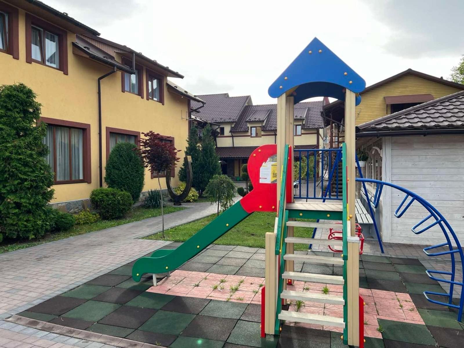 Sadyba Magnat Hotel Dilyatyn Dış mekan fotoğraf
